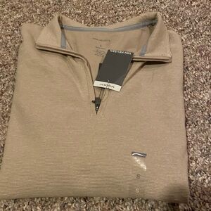 NWT men’s quarter zip sweater, regular fit